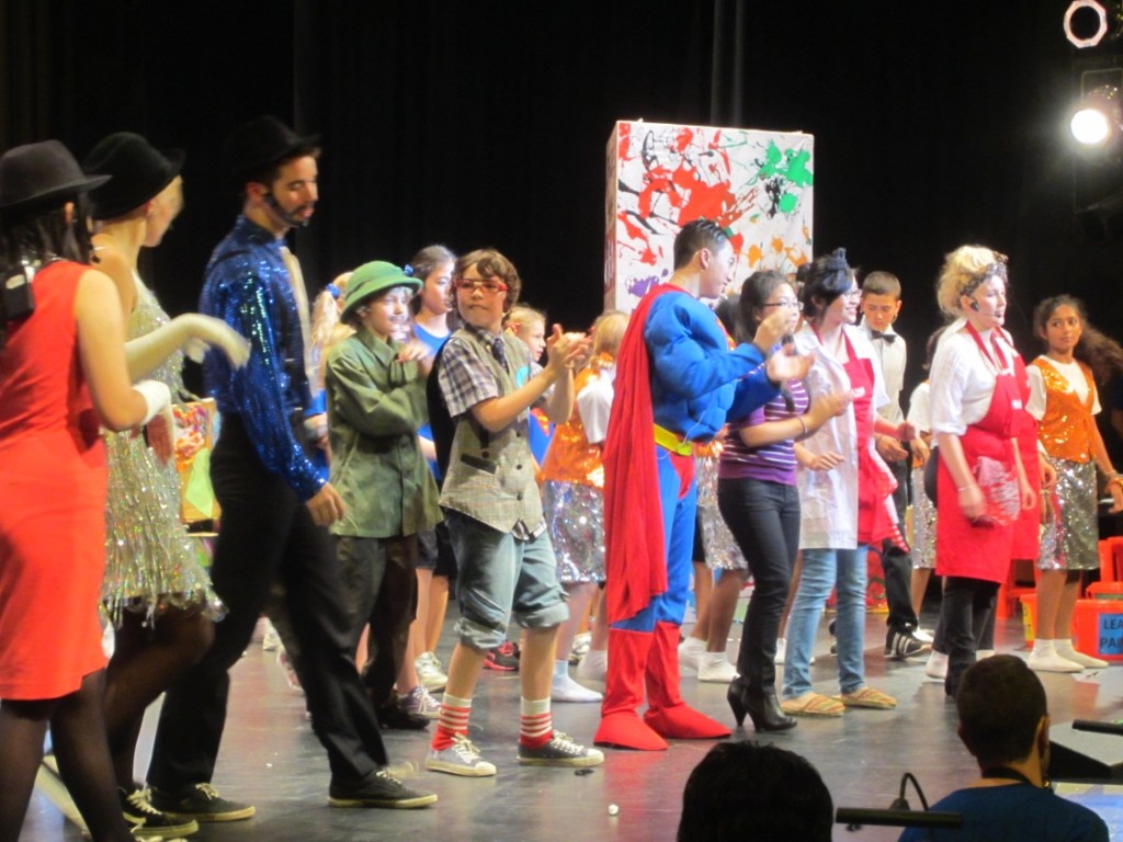 The cast of Superman performs the finale during the Friday evening show. 